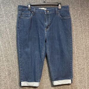 Levi's Classic Blue Capri Jeans